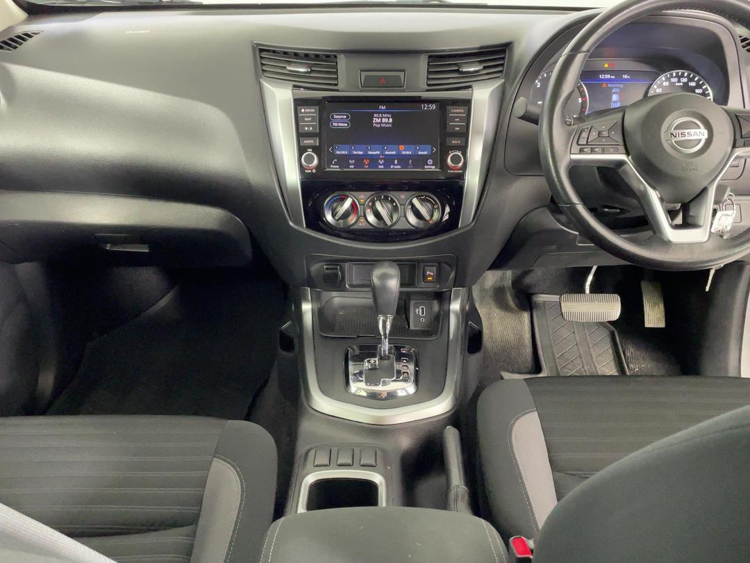 Photo '17' of Nissan Navara