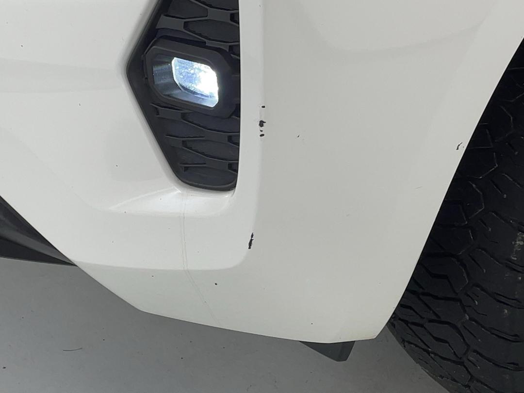 Photo '26' of Nissan Navara