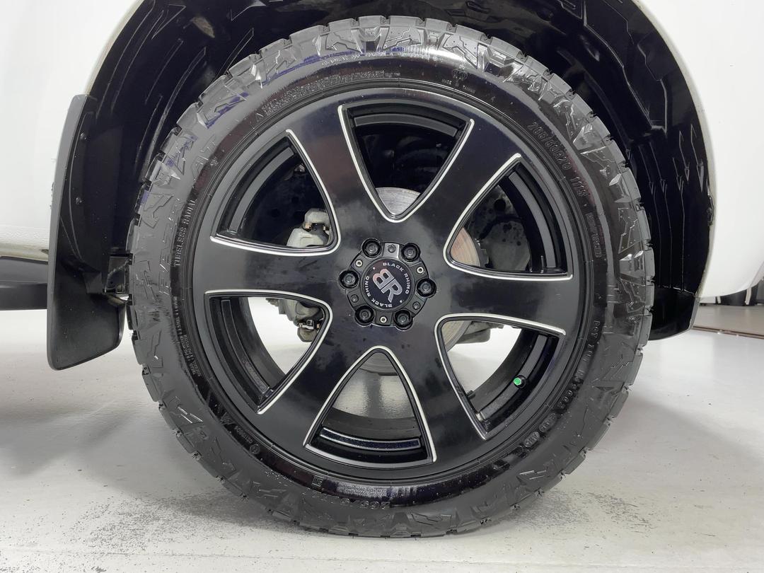 Photo '9' of Nissan Navara