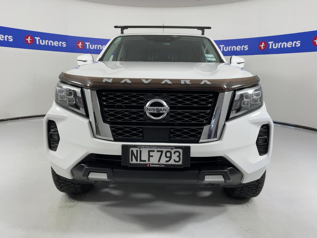Photo '2' of Nissan Navara