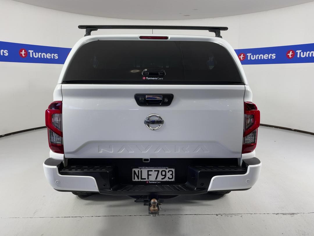 Photo '6' of Nissan Navara