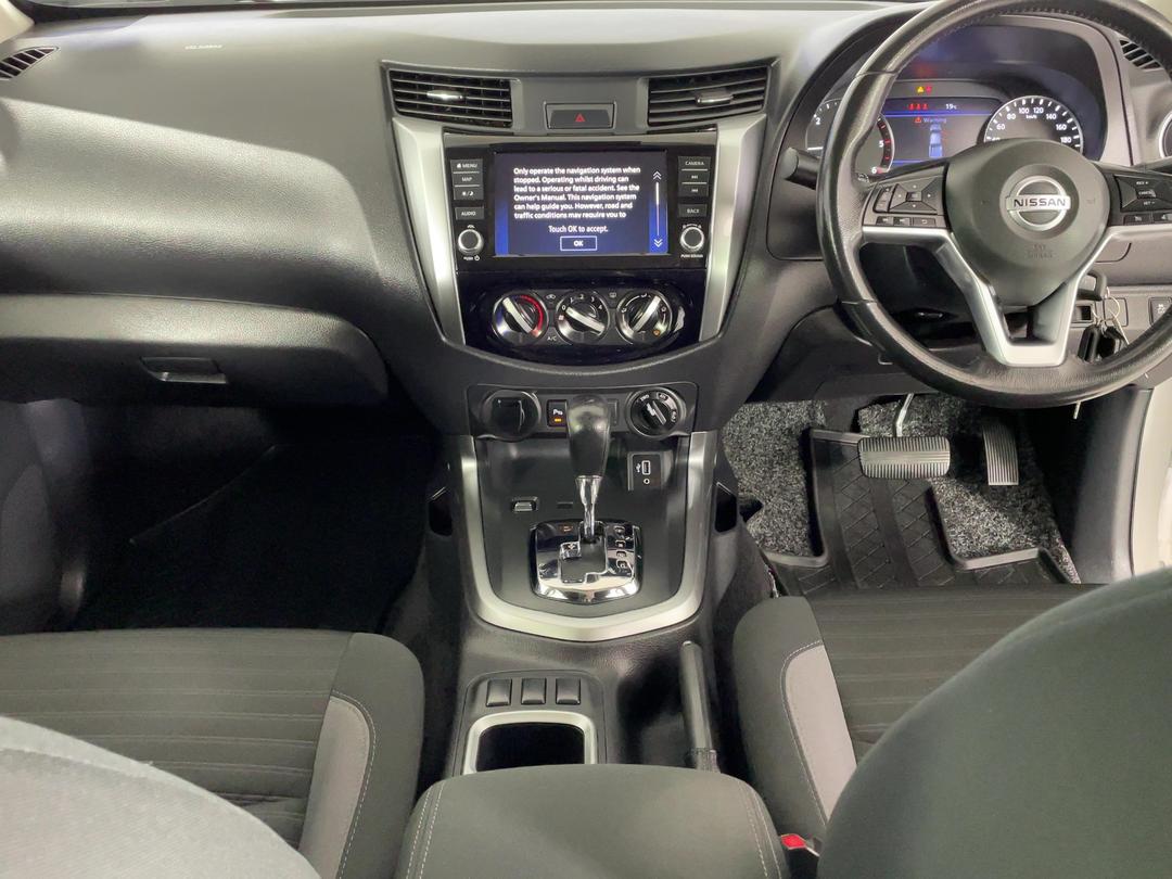 Photo '17' of Nissan Navara