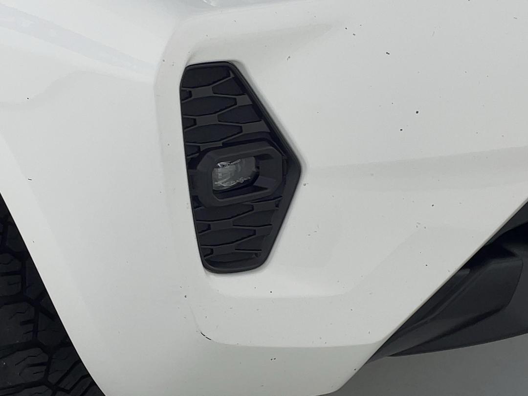 Photo '24' of Nissan Navara
