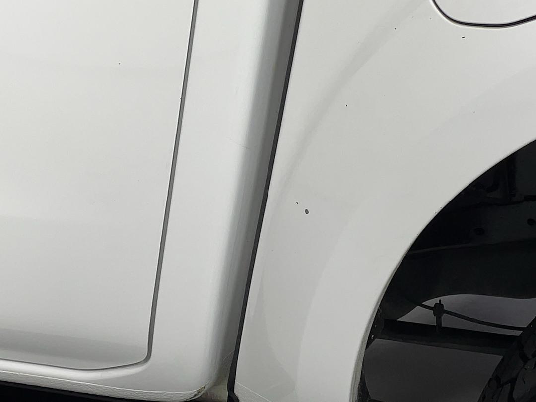 Photo '25' of Nissan Navara