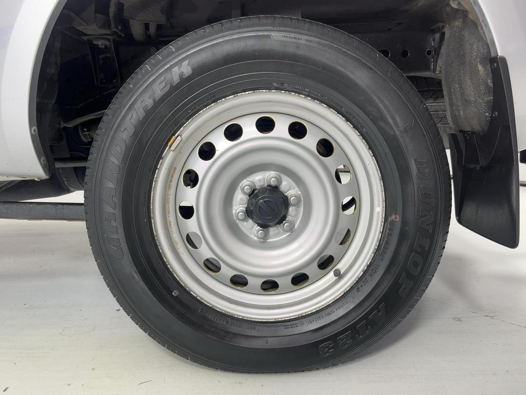 Photo '11' of Nissan Navara