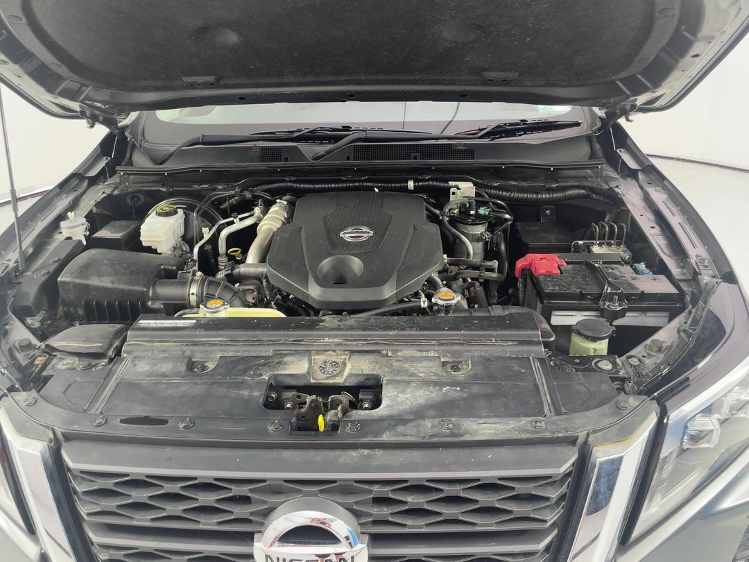 Photo '13' of Nissan Navara