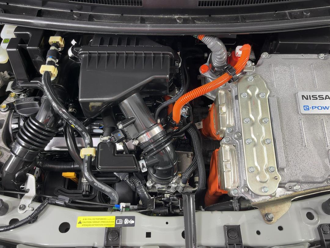 Photo '13' of Nissan Note