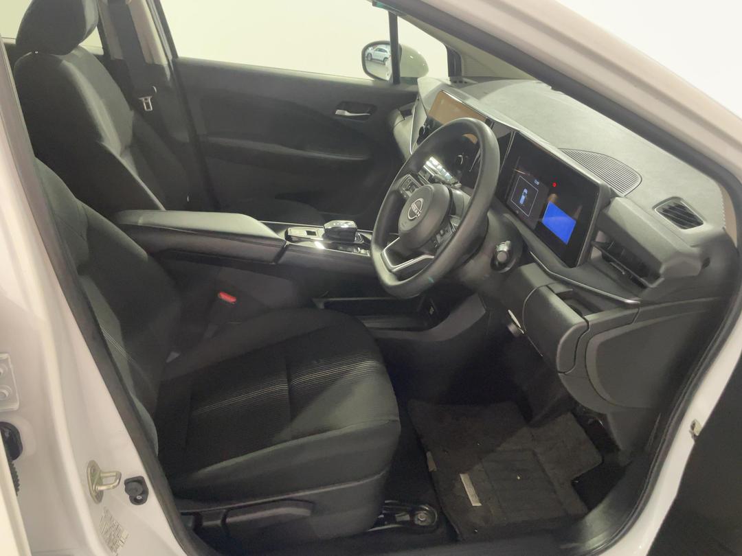 Photo '16' of Nissan Note