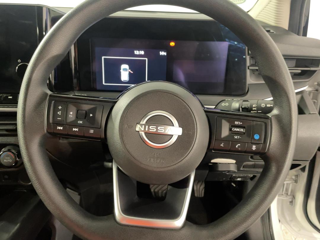 Photo '27' of Nissan Note
