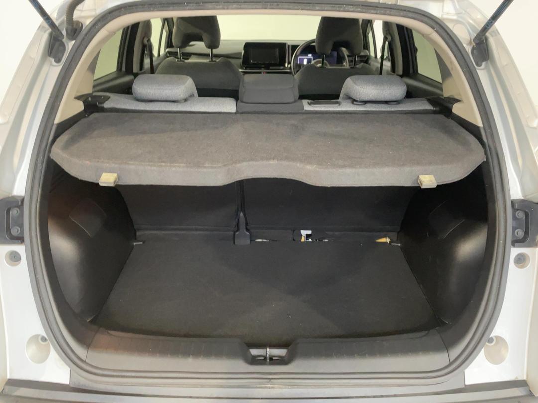 Photo '14' of Nissan Note