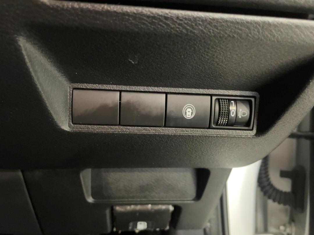 Photo '24' of Nissan Note