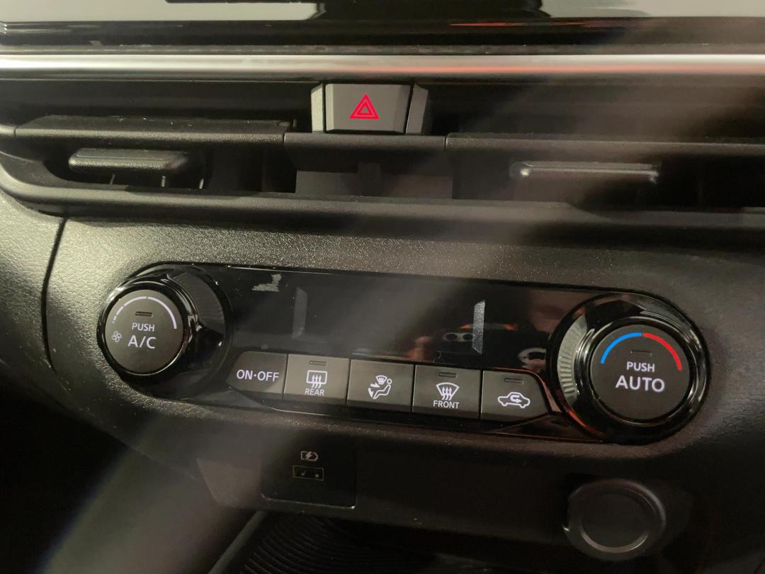 Photo '29' of Nissan Note