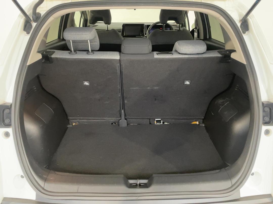 Photo '14' of Nissan Note