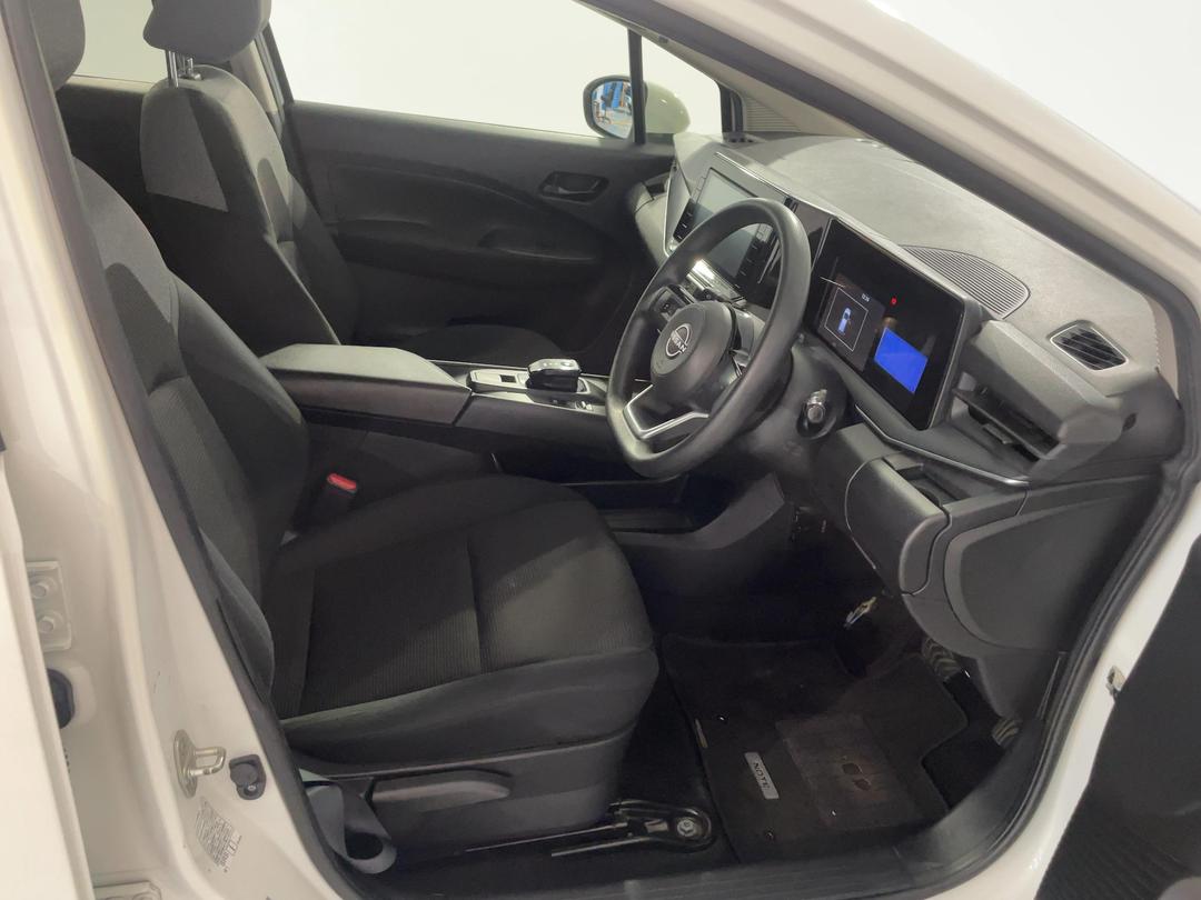 Photo '16' of Nissan Note