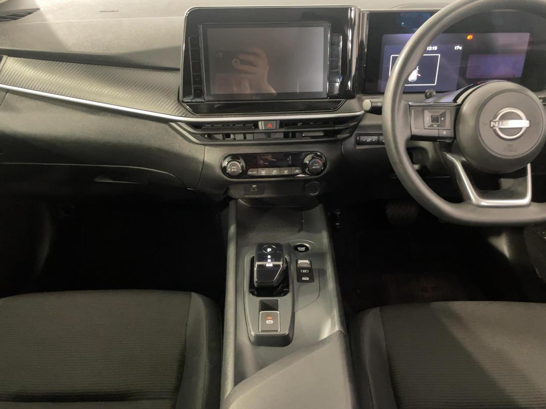 Photo '18' of Nissan Note