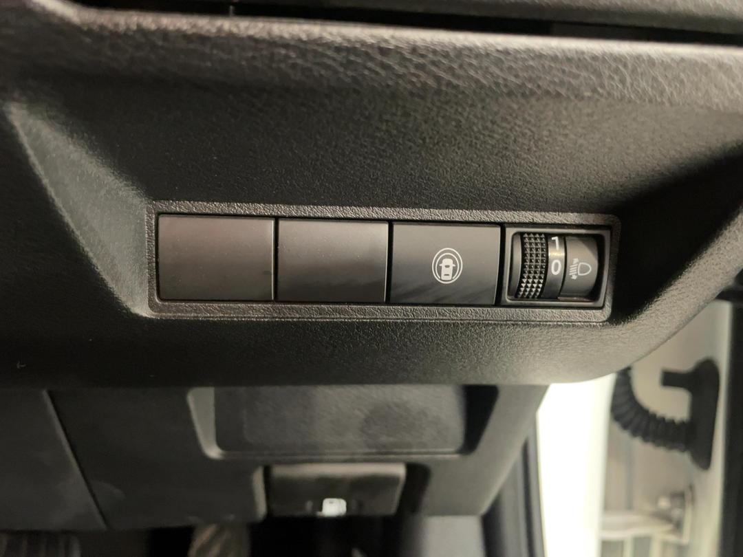 Photo '24' of Nissan Note
