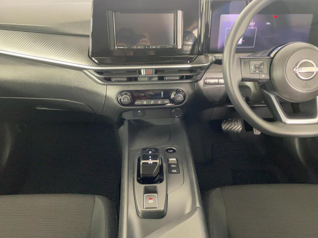Photo '18' of Nissan Note