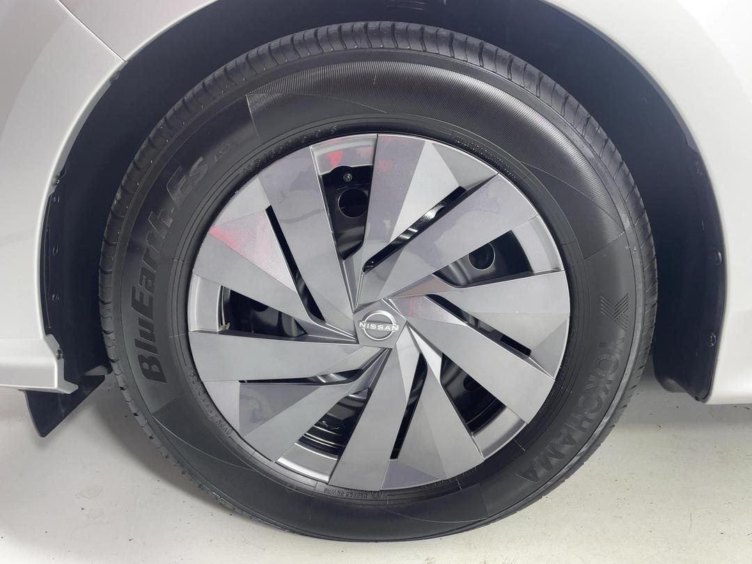 Photo '10' of Nissan Note