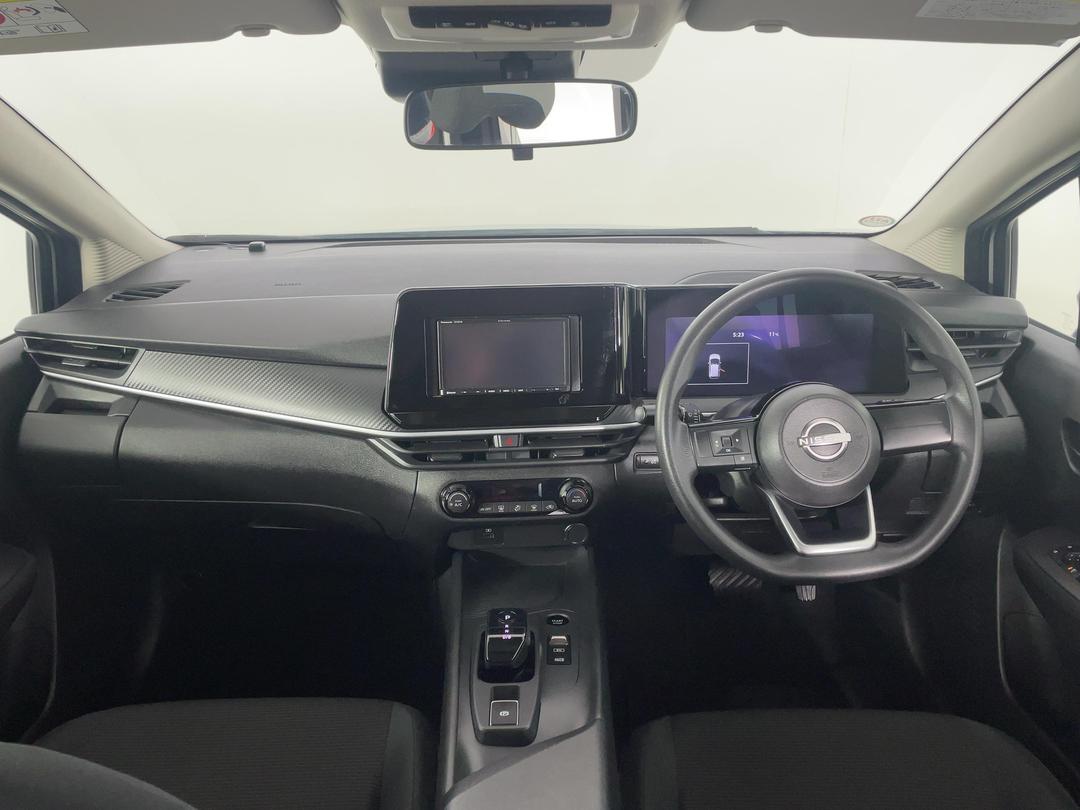Photo '17' of Nissan Note
