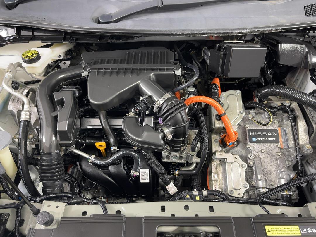 Photo '13' of Nissan Note