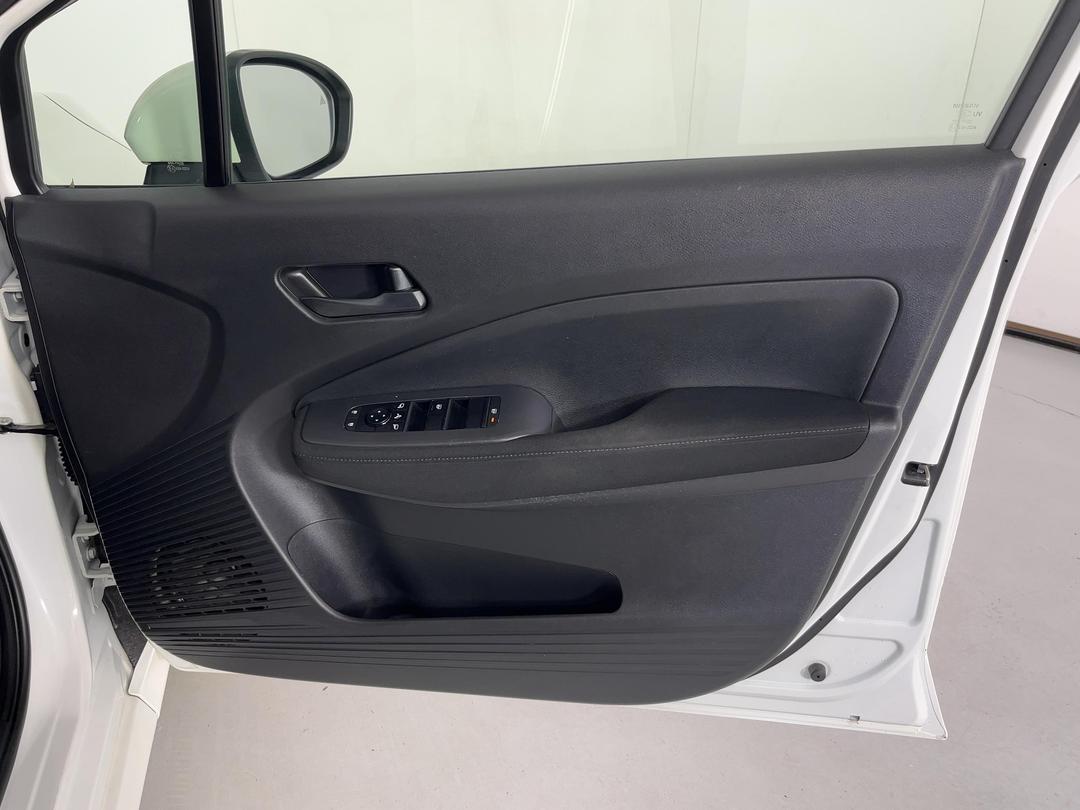Photo '15' of Nissan Note