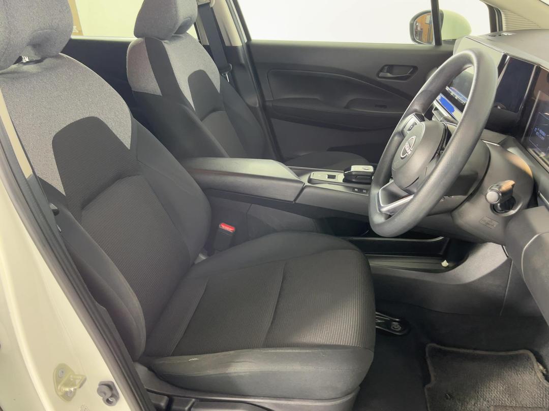 Photo '16' of Nissan Note