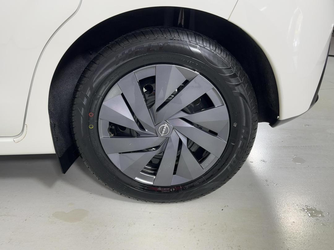 Photo '11' of Nissan Note