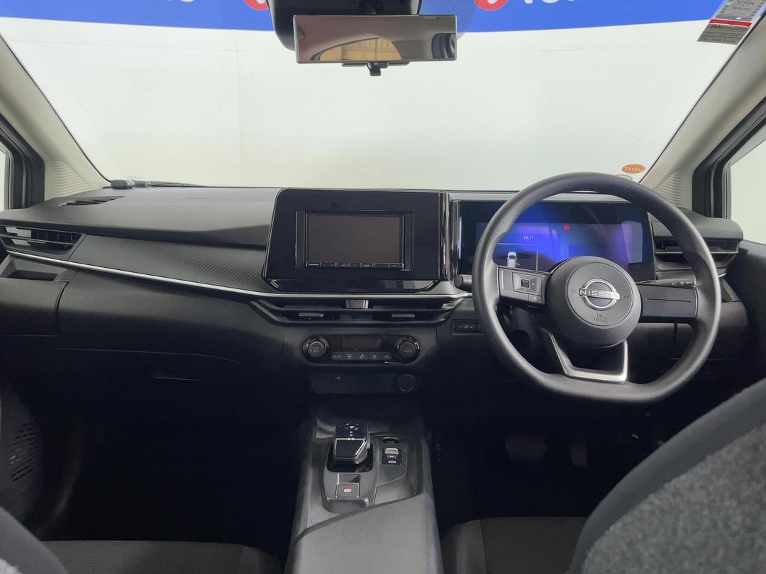 Photo '17' of Nissan Note