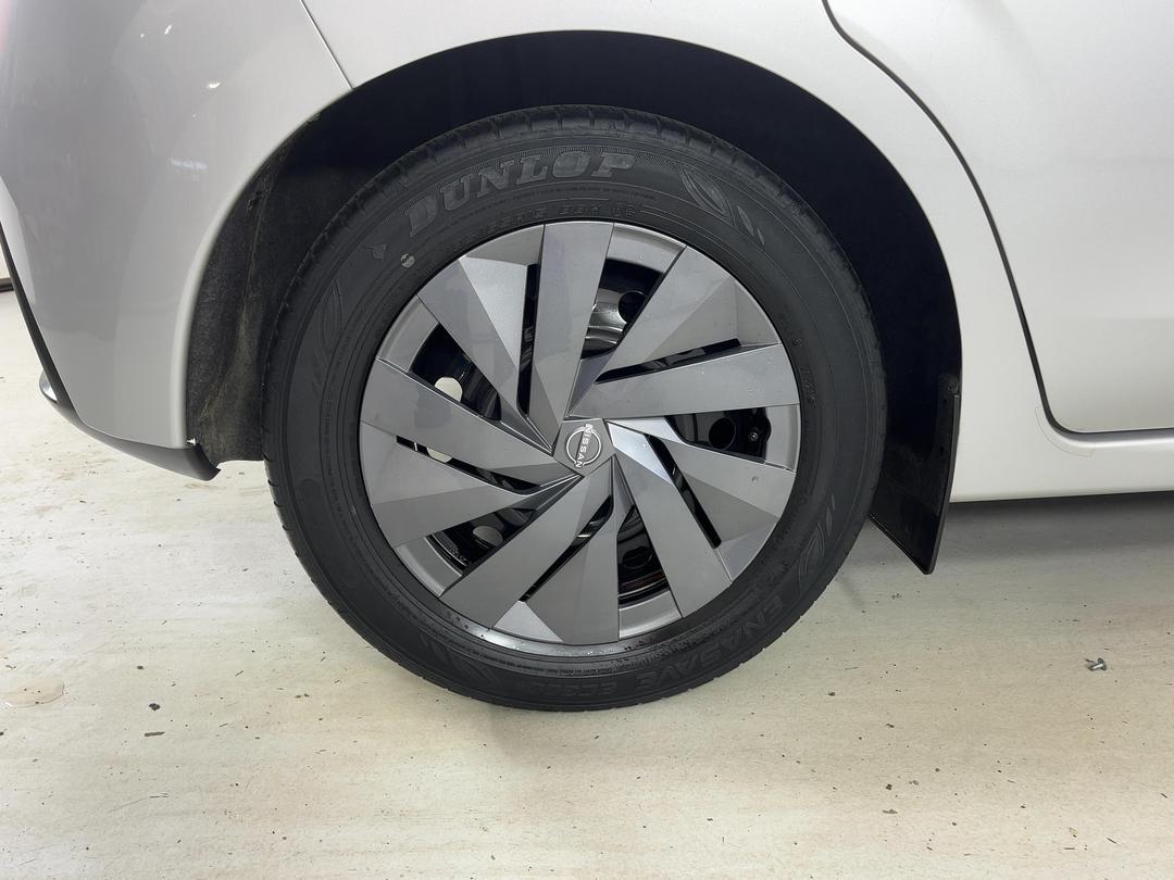 Photo '12' of Nissan Note