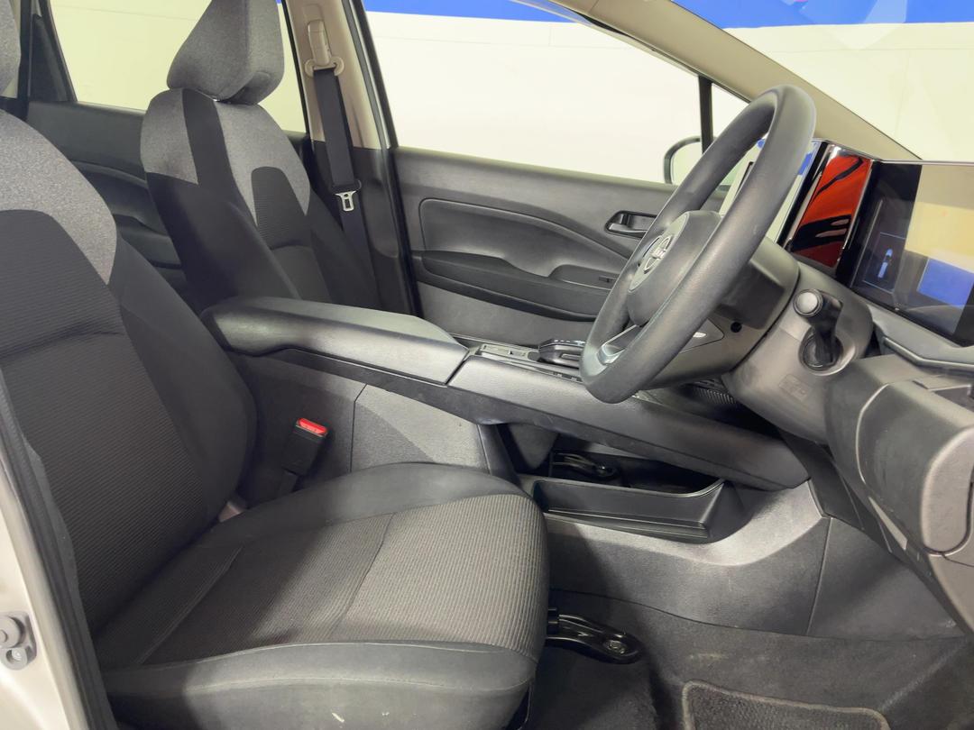 Photo '16' of Nissan Note