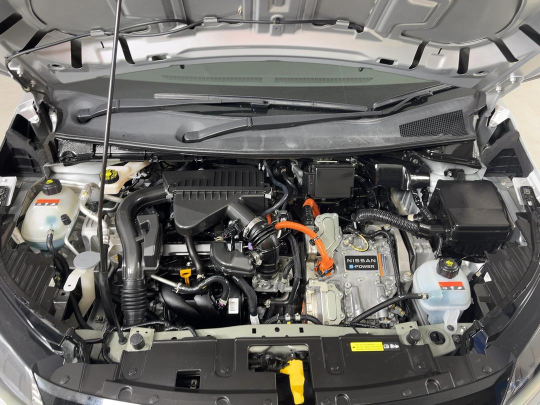 Photo '13' of Nissan Note