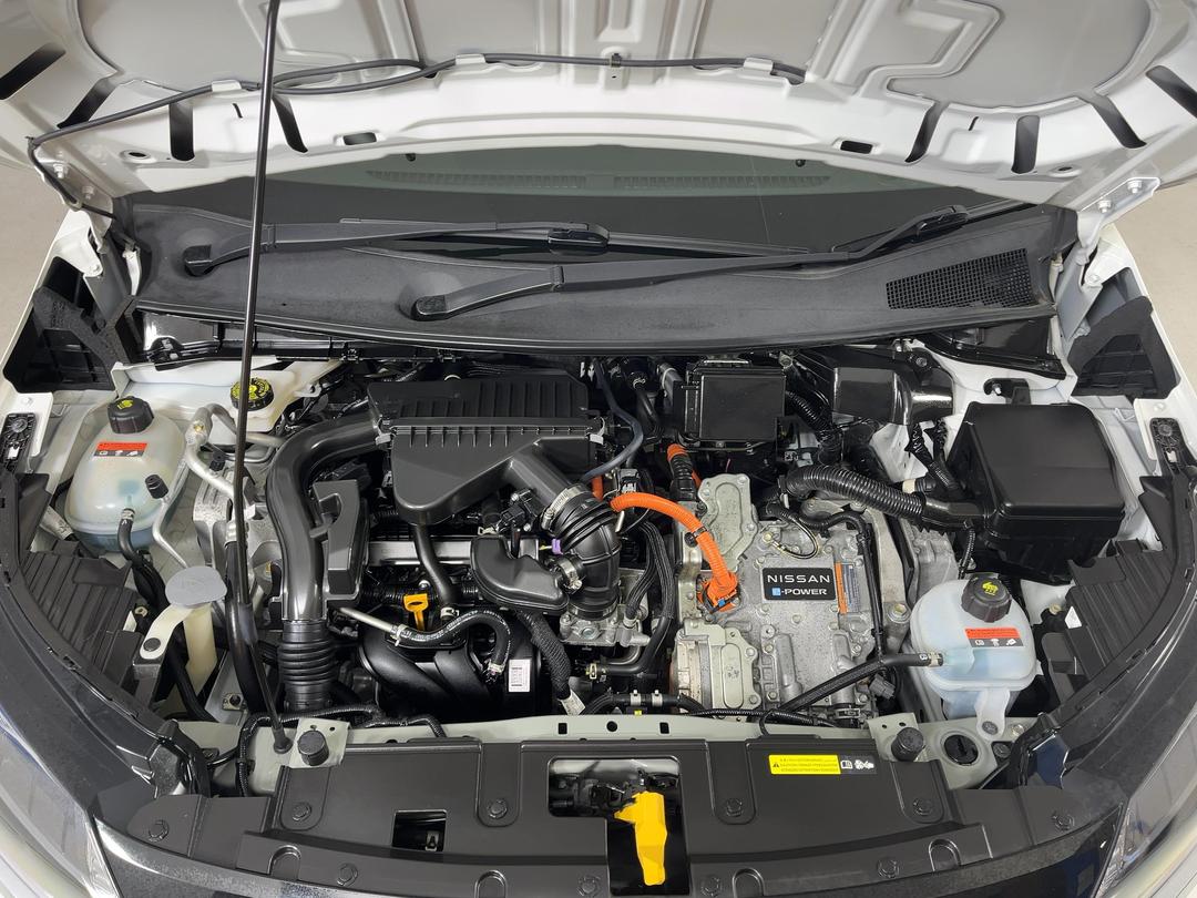 Photo '13' of Nissan Note