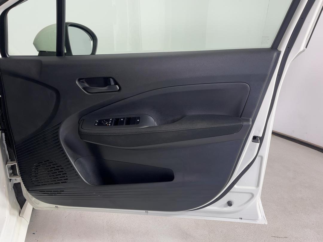 Photo '15' of Nissan Note
