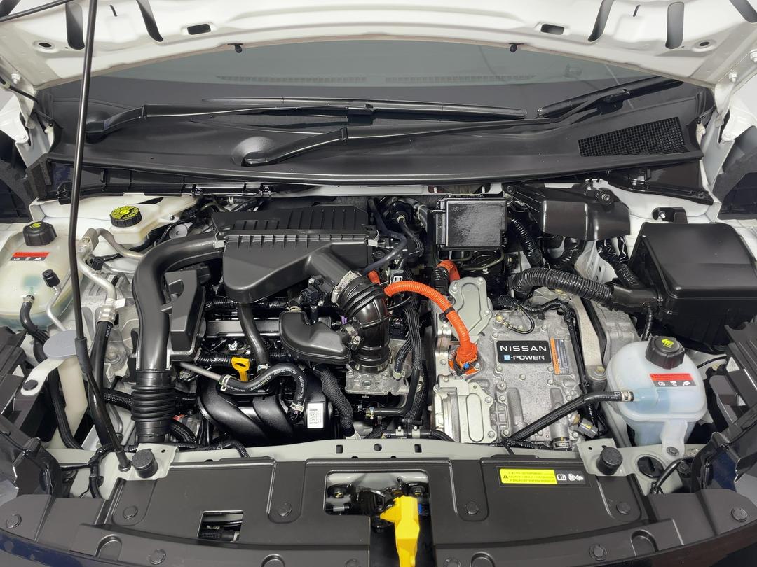 Photo '13' of Nissan Note