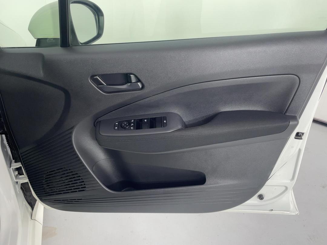 Photo '15' of Nissan Note
