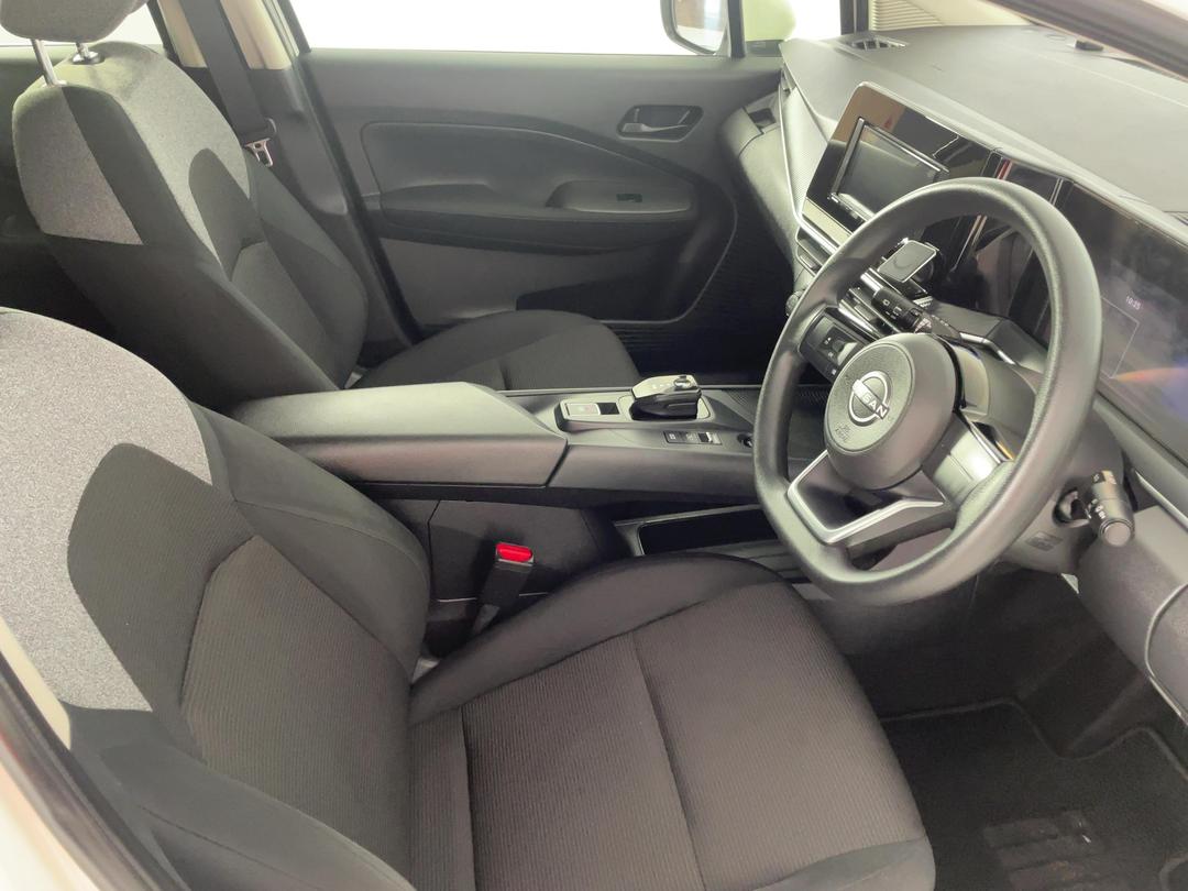 Photo '16' of Nissan Note