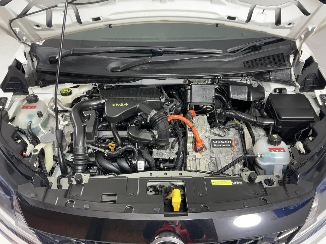 Photo '13' of Nissan Note