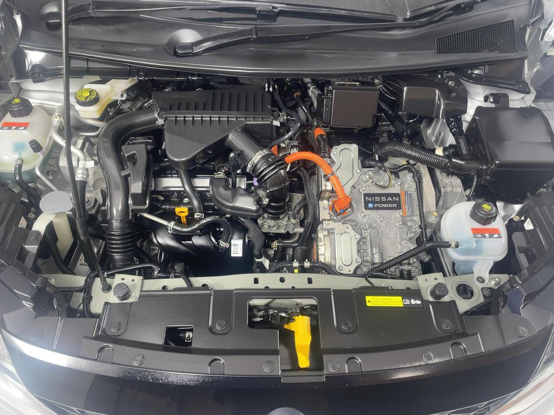 Photo '13' of Nissan Note
