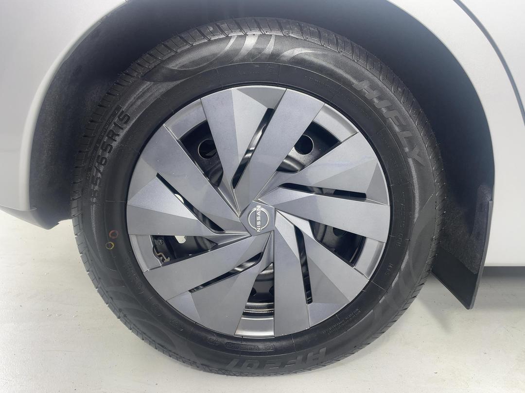 Photo '12' of Nissan Note