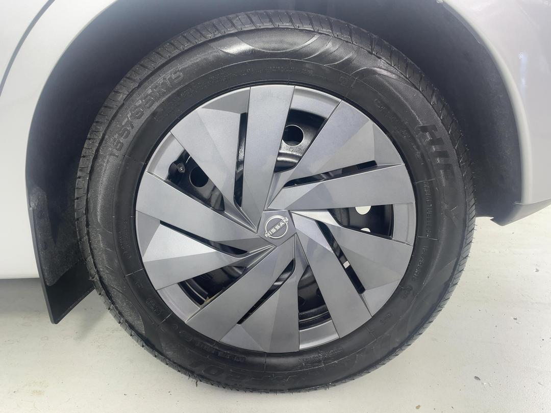 Photo '11' of Nissan Note