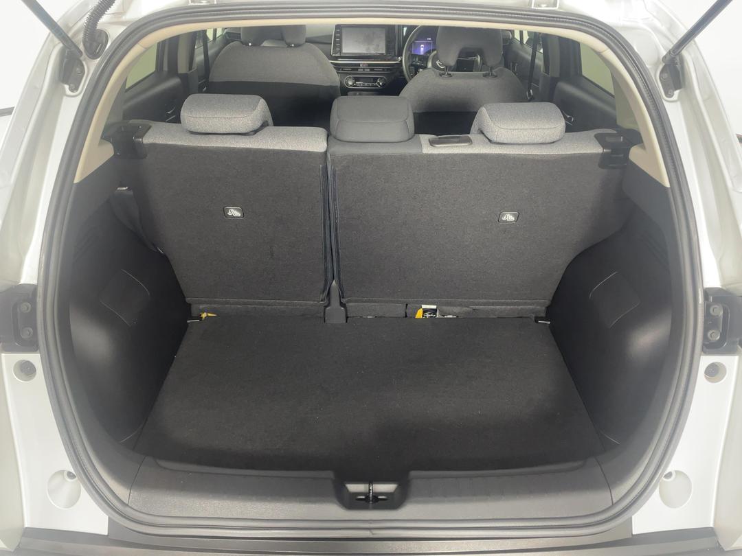 Photo '14' of Nissan Note