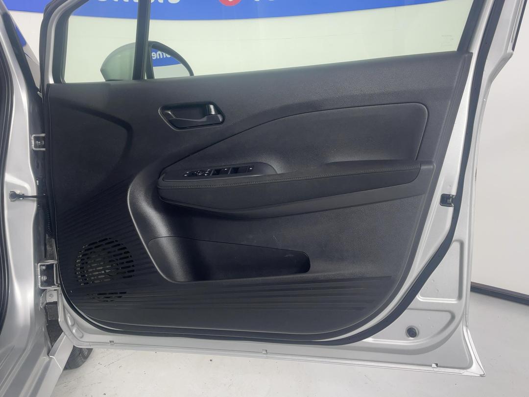 Photo '15' of Nissan Note