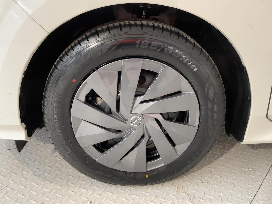 Photo '10' of Nissan Note