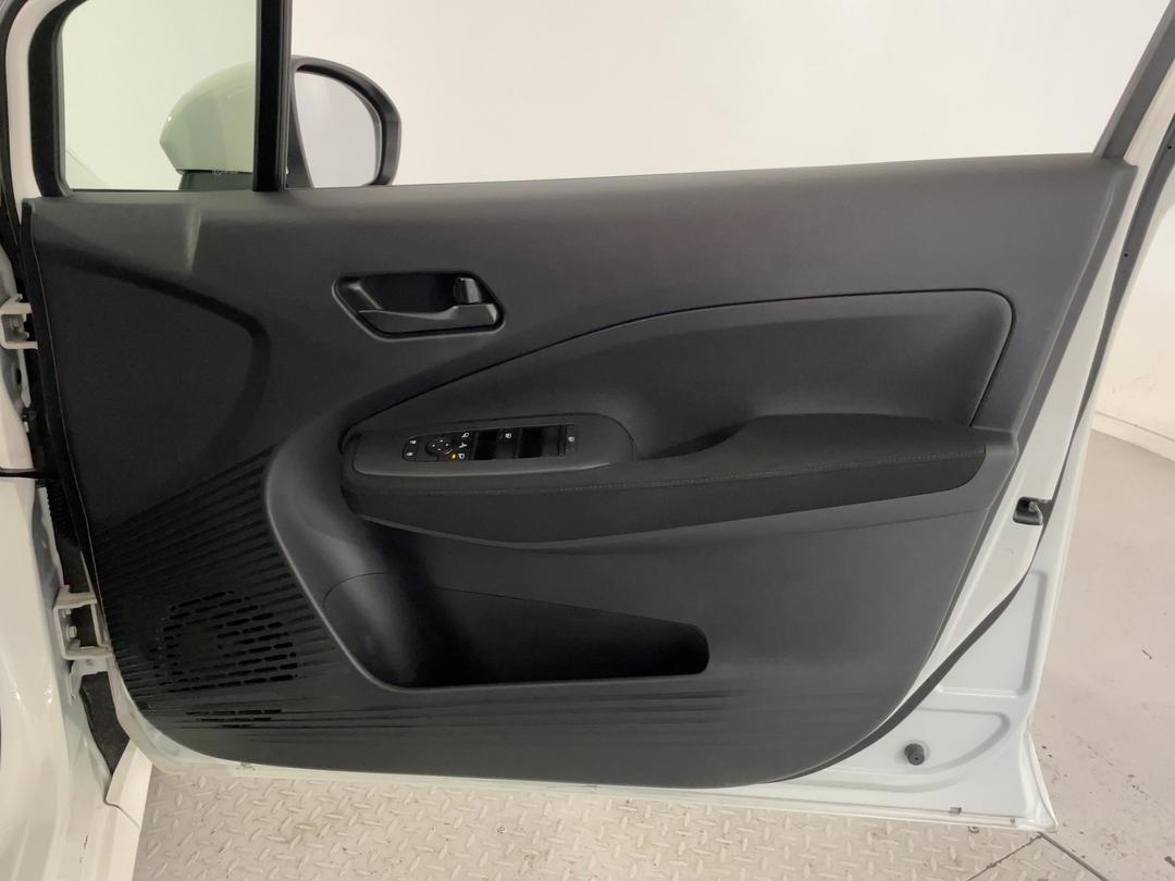 Photo '15' of Nissan Note