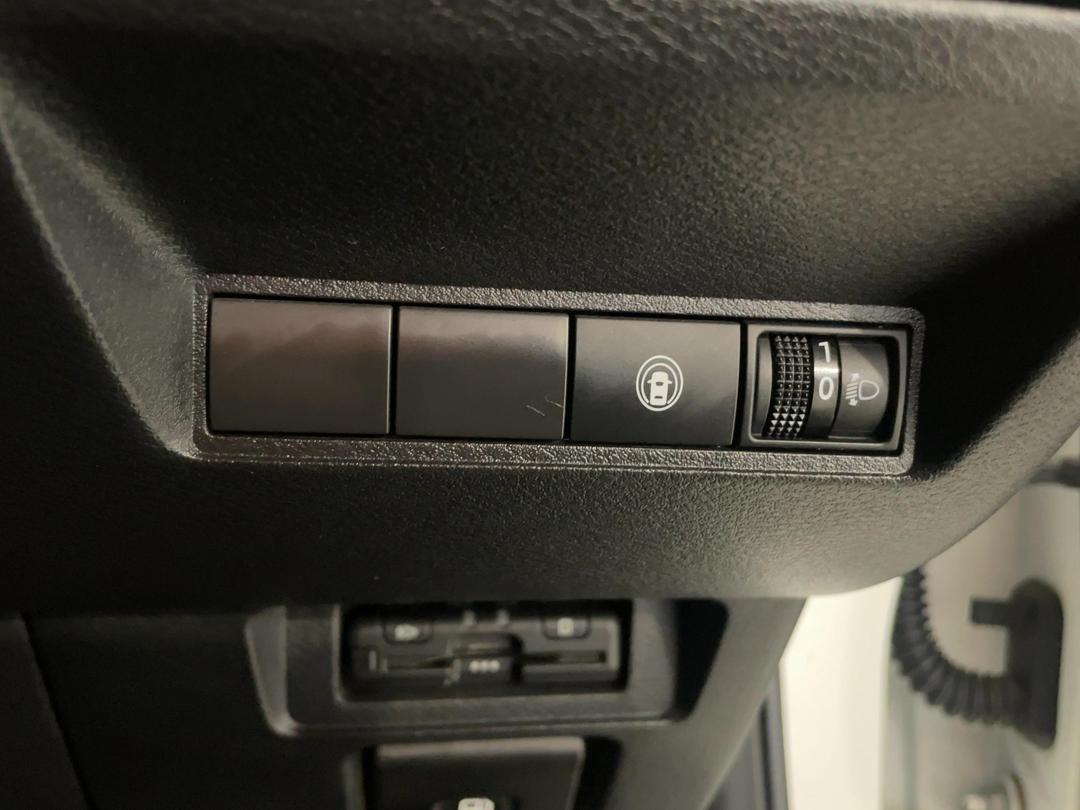 Photo '24' of Nissan Note