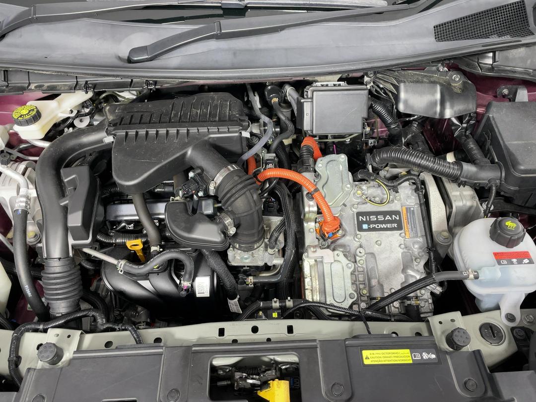 Photo '13' of Nissan Note