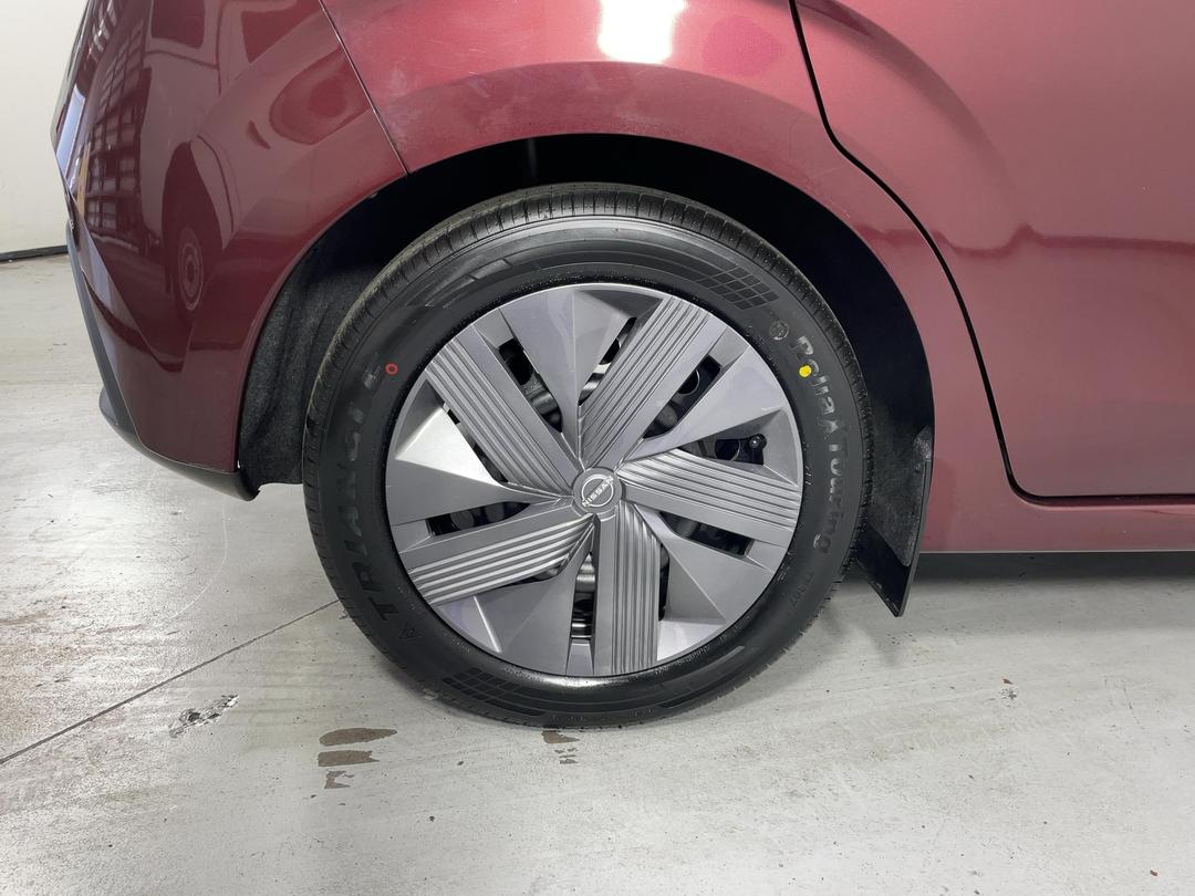 Photo '12' of Nissan Note