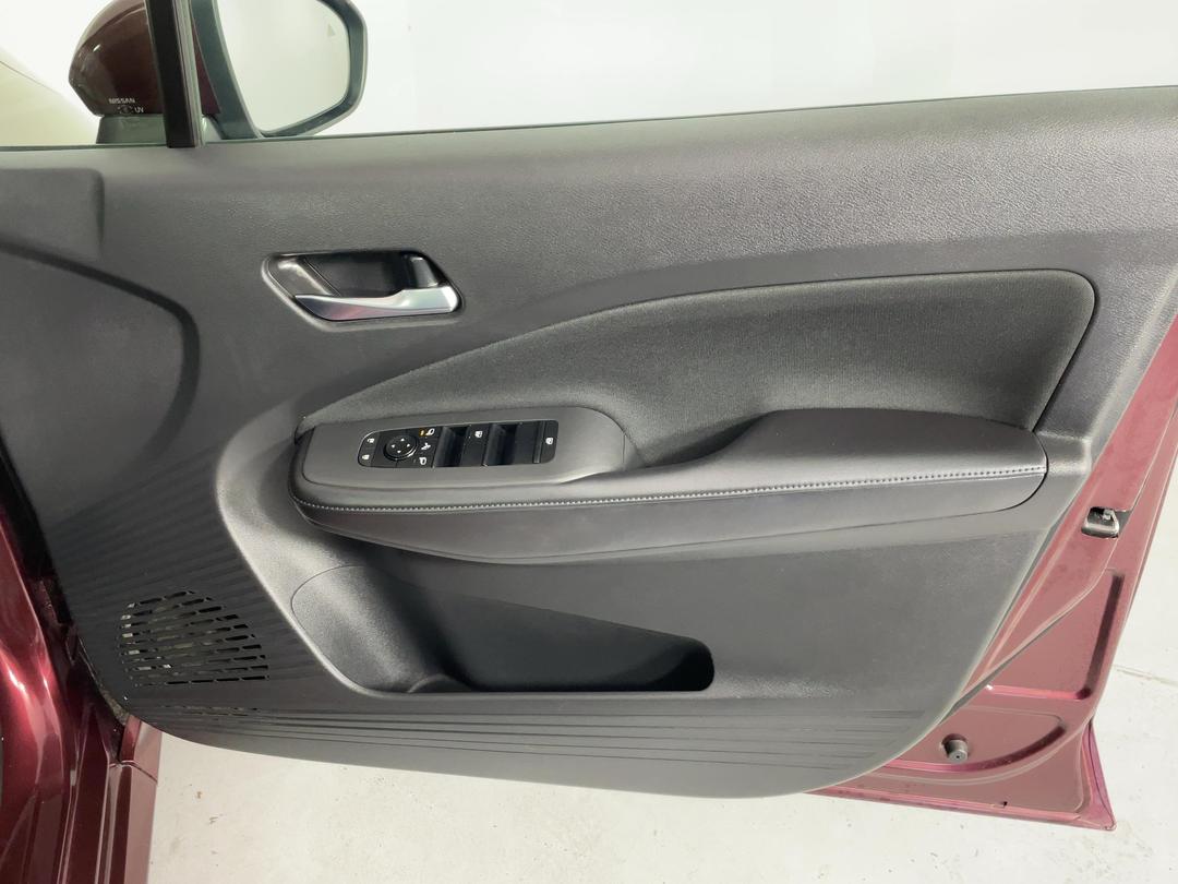 Photo '15' of Nissan Note