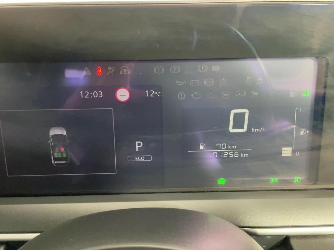 Photo '21' of Nissan Note