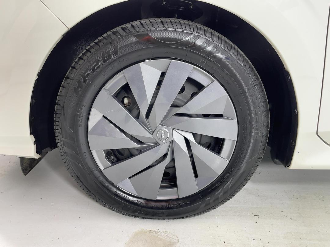 Photo '10' of Nissan Note